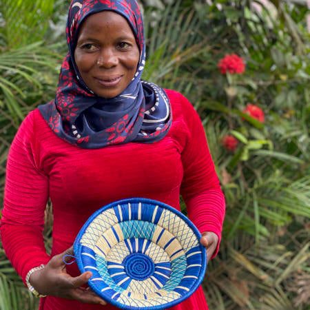 Weaving Bukedo & Raffia Baskets in Uganda